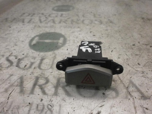 Avvertimento 12068149 per - /,
