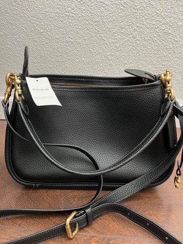 Nwt coach soft pebble - nwt, leather