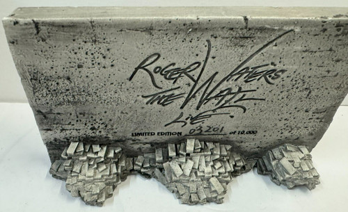 Statua concerto roger waters - statua,