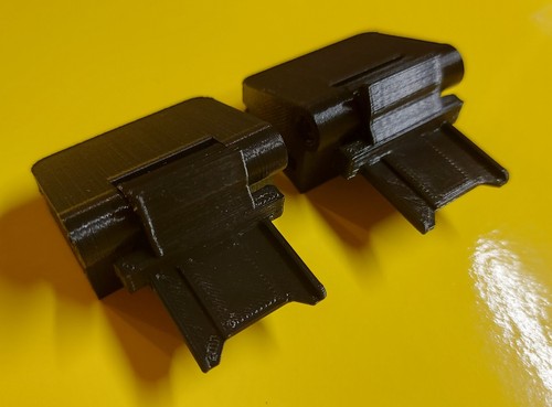 Turntable dust cover hinge - dust,