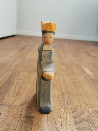 Statua legno regina - legno,