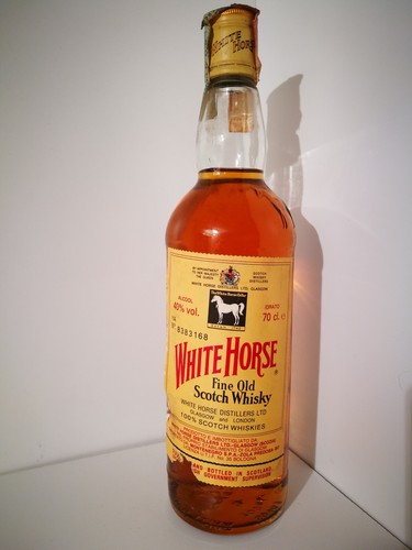 White horse fine old scotch - white,