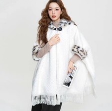 Pelliccia di coniglio finto