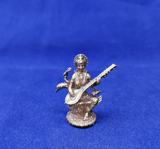 Antica statua Saraswati dea