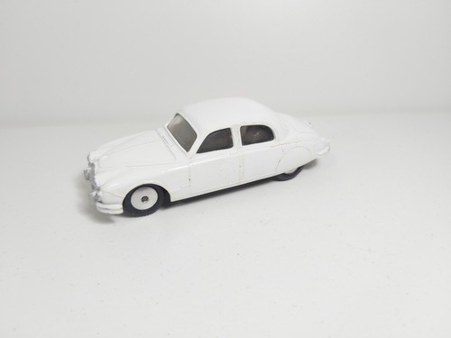 Berlina corgi 208 jaguar 4 - berlina,