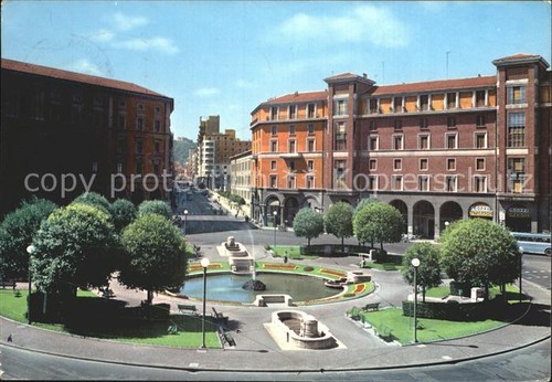 Bologna piazza dei martiri - piazza,
