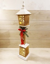Lampione In Legno Natalizio