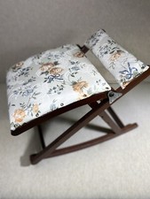 Poggiapiedi a dondolo 