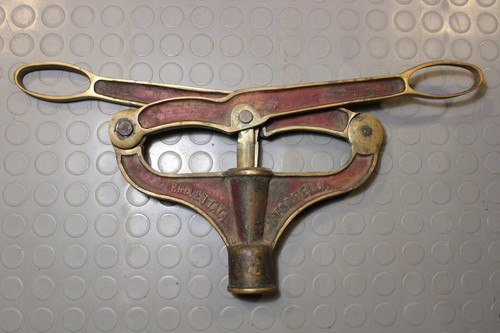 Tappatrice brevetto tordella - tappatrice,