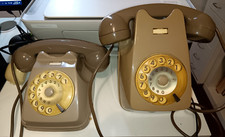 COPPIA TELEFONI SIP FACE STANDARD DA PARETE E DA MURO - QUARTA EDIZIONE 1981