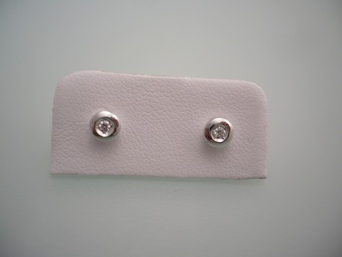White gold and - , natural