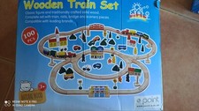 Wooden train set  pista trenino in legno