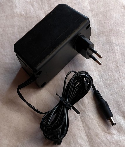 Alimentatore trasformatore - (a),