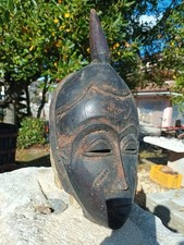 Maschera tribale in legno di pino