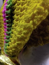 cappello all'uncinetto per