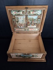 Antica scatola in legno