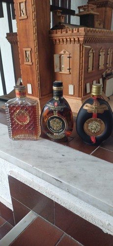 Vecchia romagna etichetta nera