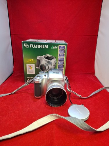 Fujifilm finepix s3000 - fujifilm,