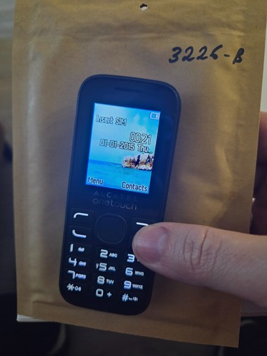 Telefono cellulare alcatel one - cellulare,