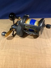 Penn Mag 525, costruzione completamente personalizzata, surf long cast, costiera o barca.