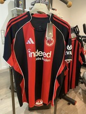 NUOVA, maglia Eintracht