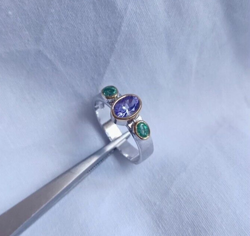 Anello smeraldo tanzanite