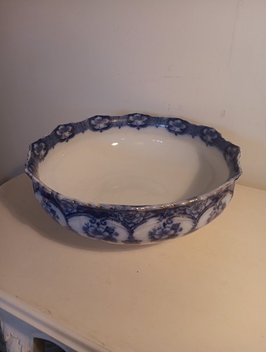 Grande lavabo vittoriano