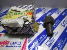 Oil pump gear No. 7590227 for