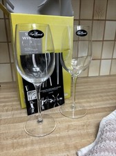 Formal White Wine Glasses