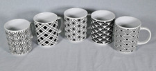 Set di (5) tazzine da caffè in ceramica AmorArc con motivi geometrici testurizzati