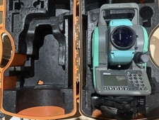 Nikon Trimble Nivo 5.SCL Stazione Totale Modello Giappone Senza Riflettore Alta Precisione