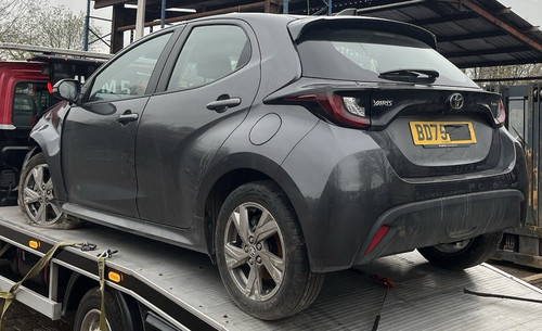 Toyota yaris hybrid mk4 - mk4,