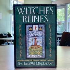 WITCHES RUNES di Silver