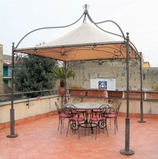 Gazebo in ferro battuto a