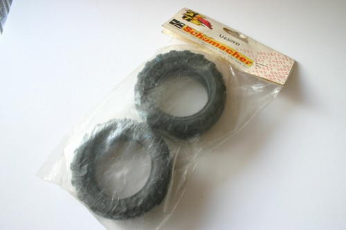 Pneumatici anteriori