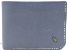 Portafoglio Bellroy slim manica bifold pelle blu navy
