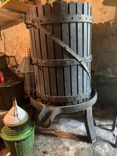 Torchio per uva fine 800