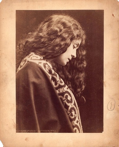Eleonora duse 1901 set di - eleonora,