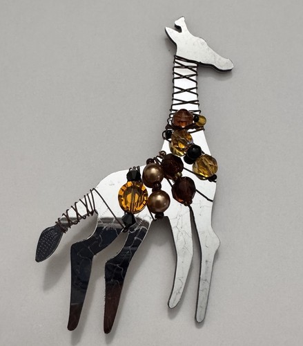 Spilla giraffa perline