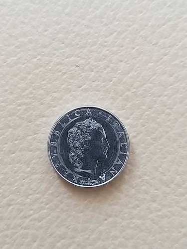 Italy lire coin - 50, 1993