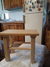 Sgabello artigianale in legno
