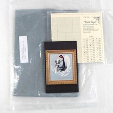 Angelo terra lavanda e pizzo