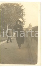 1912 ROMA Lungotevere Mellini - Signora in pelliccia a passeggio *Fotocartolina