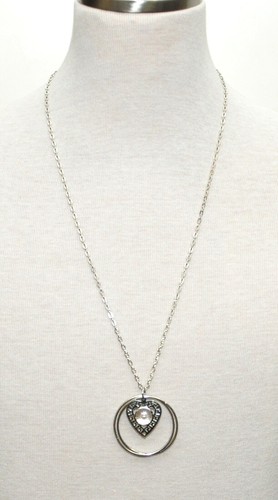 Collana bigiotteria pendente