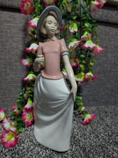 Nao di Lladro He Love Me nuova