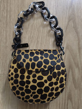 Borsa a mano/tracolla Furla ovalevale stampa leopardata in pelliccia.