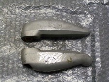 COPPIA POGGIA PIEDE POSTERIORE PER YAMAHA XN 125 TEO'S DEL 2004 (e25998)