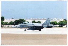 2003 USN F-18 Hornet VFA-106