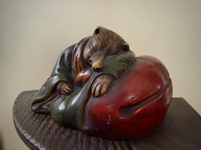 Statua in metallo cane