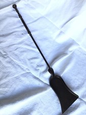 ELEGANTE ANTICA PALETTA PER CAMINO LEGNA FUOCO IN FERRO FORGIATO